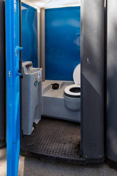 Best Portable bathroom rental  in La Vale, MD